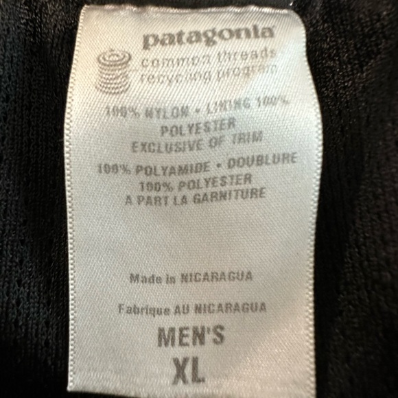 Patagonia Men’s Shorts Black XL 6 1/2” - Picture 4 of 4